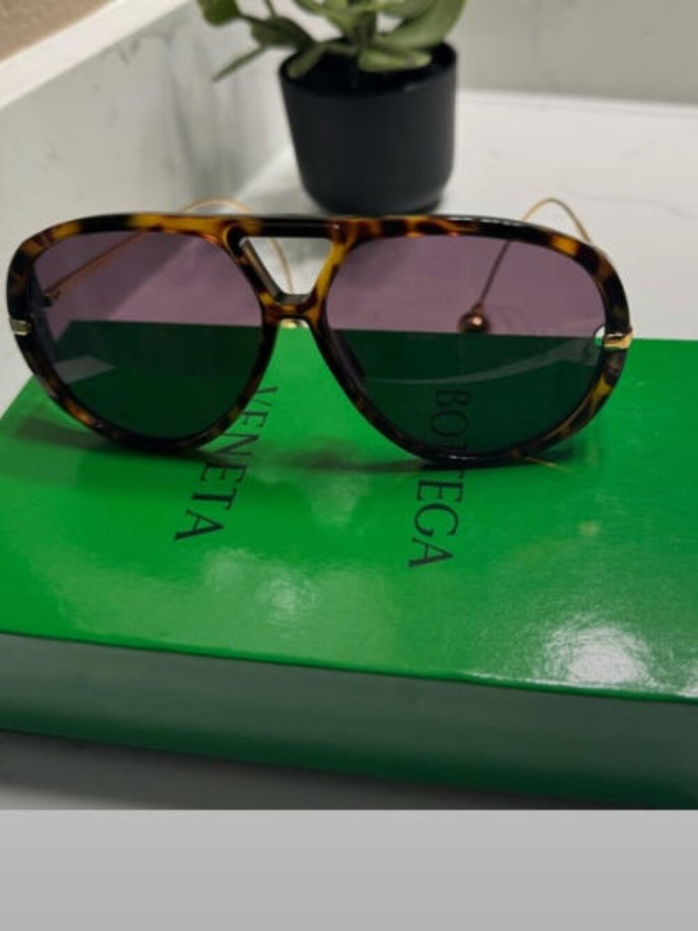 Bottega Veneta Tortoiseshell Frame Sunglasses - With Original Case